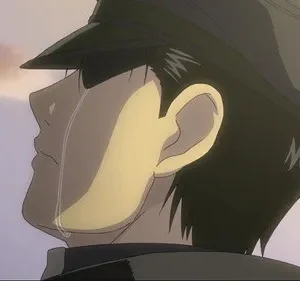 Personagem anime militar chora com lágrima, olhando céu entardecer. Cena melancólica de [Nome do Filme/Série]. --- Observação: Lembre-se de substituir `[Nome do Filme/Série]` pelo título real do conteúdo para máxima eficácia em acessibilidade e SEO.