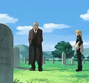 Em Fullmetal Alchemist, Edward Elric e Van Hohenheim observam lápides em um cemitério gramado. Céu azul e colinas no fundo.