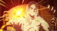 Fullmetal Alchemist Brotherhood:Pai,com longos cabelos loiros e torso nu,cria uma bola de energia flamejante,sentado em trono mecânico dourado.