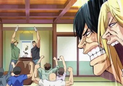 Grand Blue Dreaming: Personagens gritam com rostos exagerados. Dois homens derramam líquidos num pote, e a multidão celebra uma festa caótica.